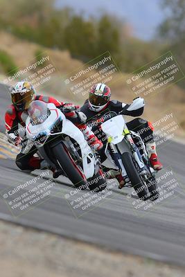 media/Jan-15-2023-SoCal Trackdays (Sun) [[c1237a034a]]/Turn 3 (1115am)/